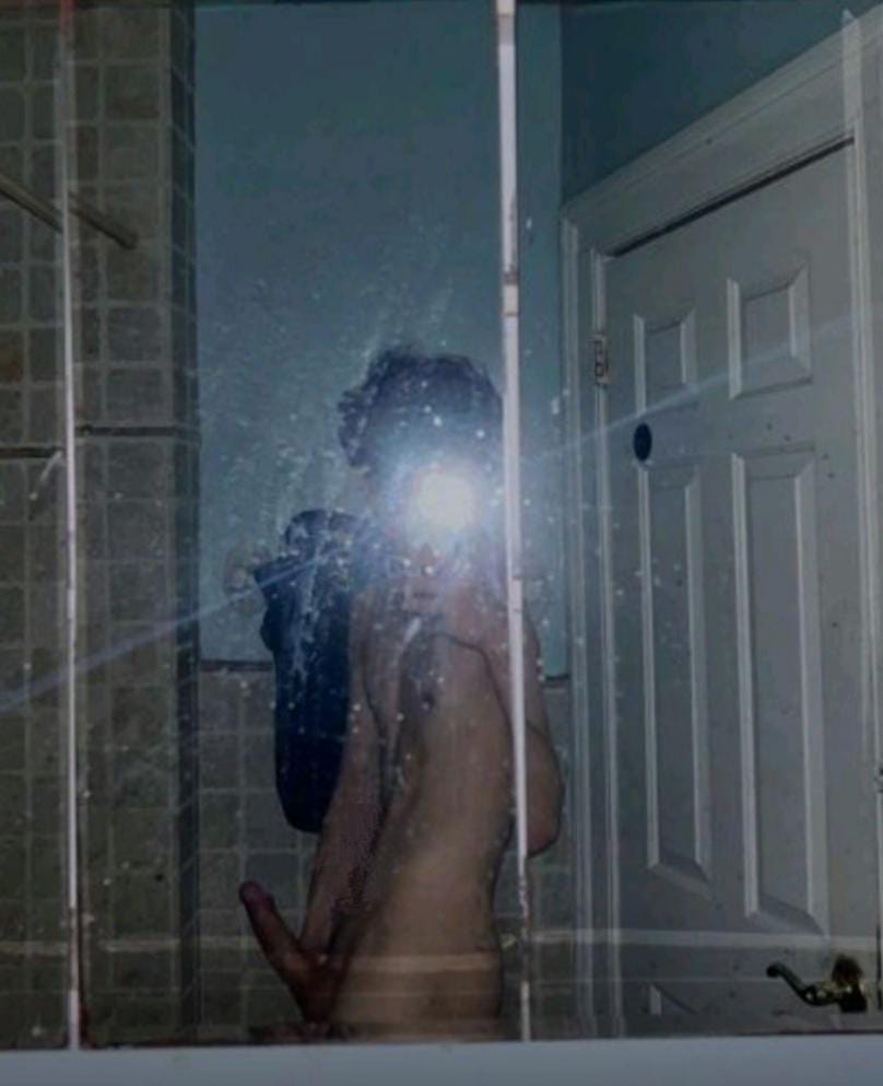 Con él chico de la fiesta