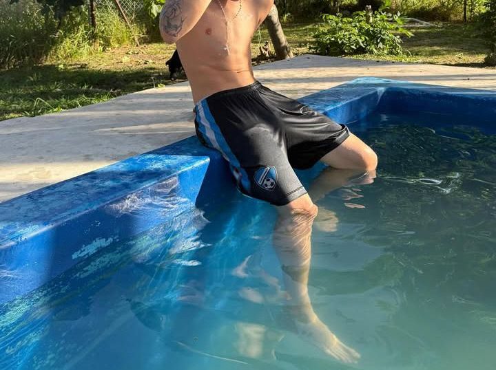 Sexo con el futbolista – Parte I 2.9 (34)